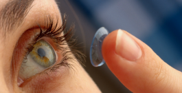 Top 4 Makeup Tips For Wearing Contact Lenses